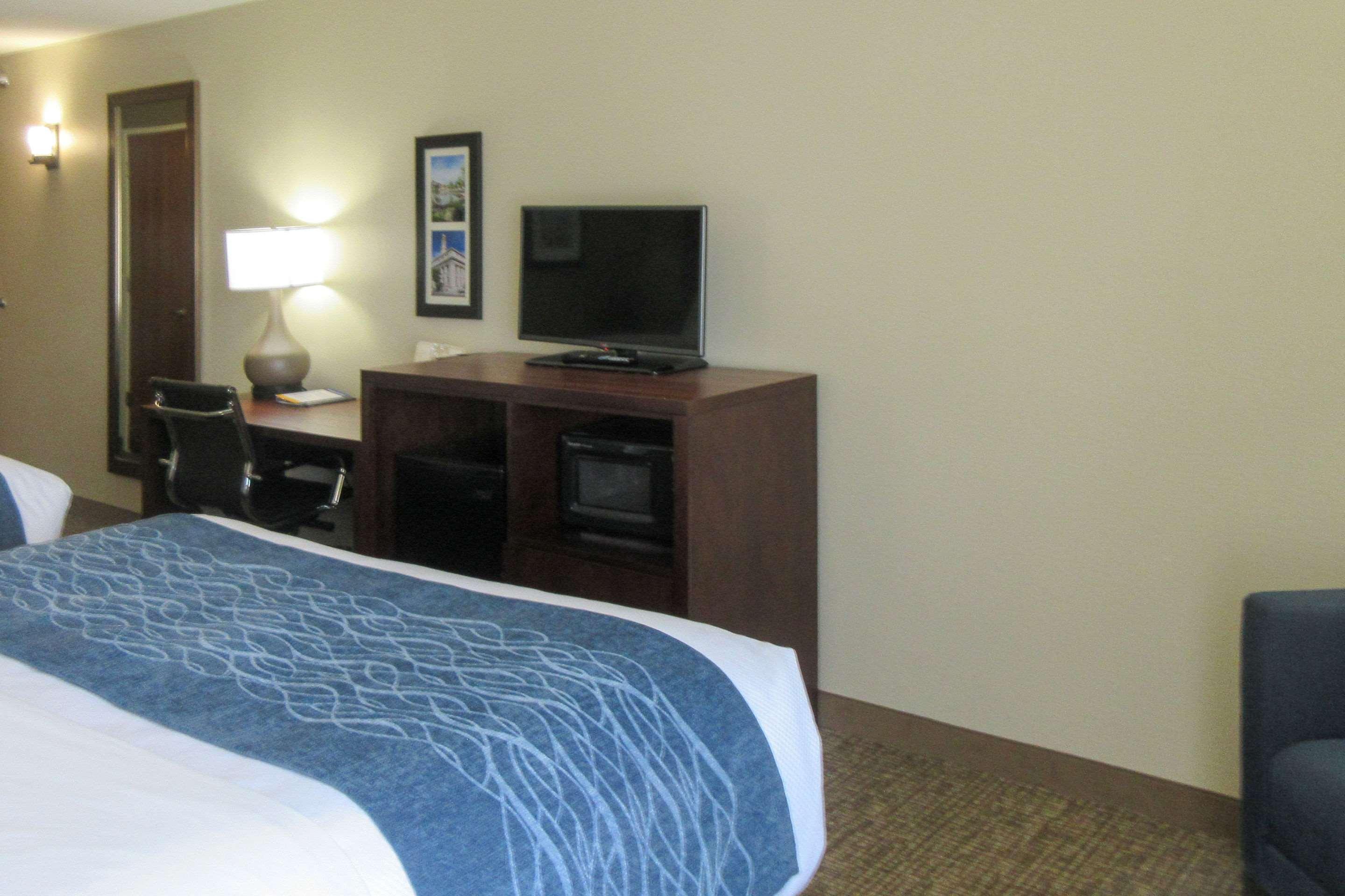 Comfort Inn & Suites Пуебло Екстериор снимка