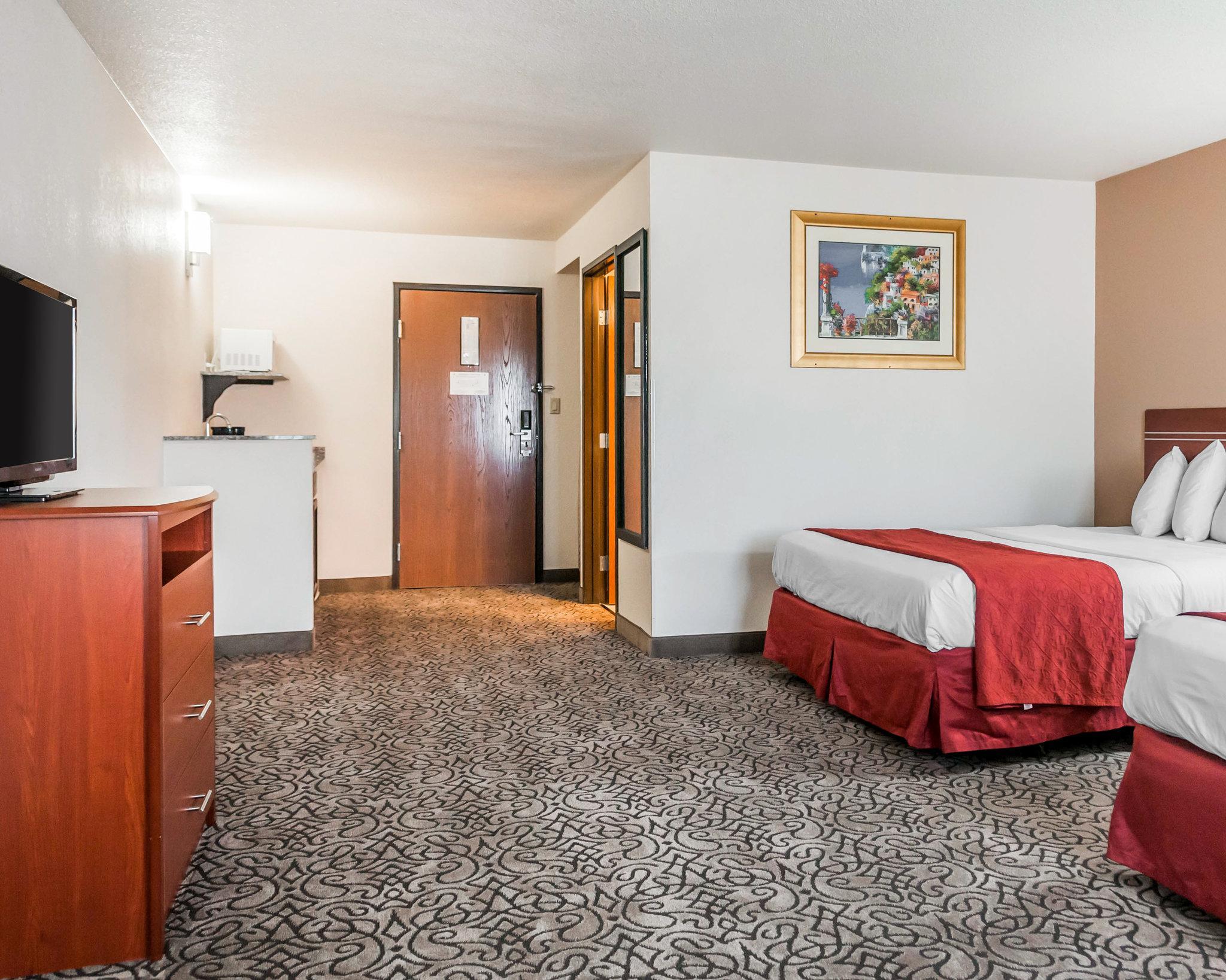 Comfort Inn & Suites Пуебло Екстериор снимка