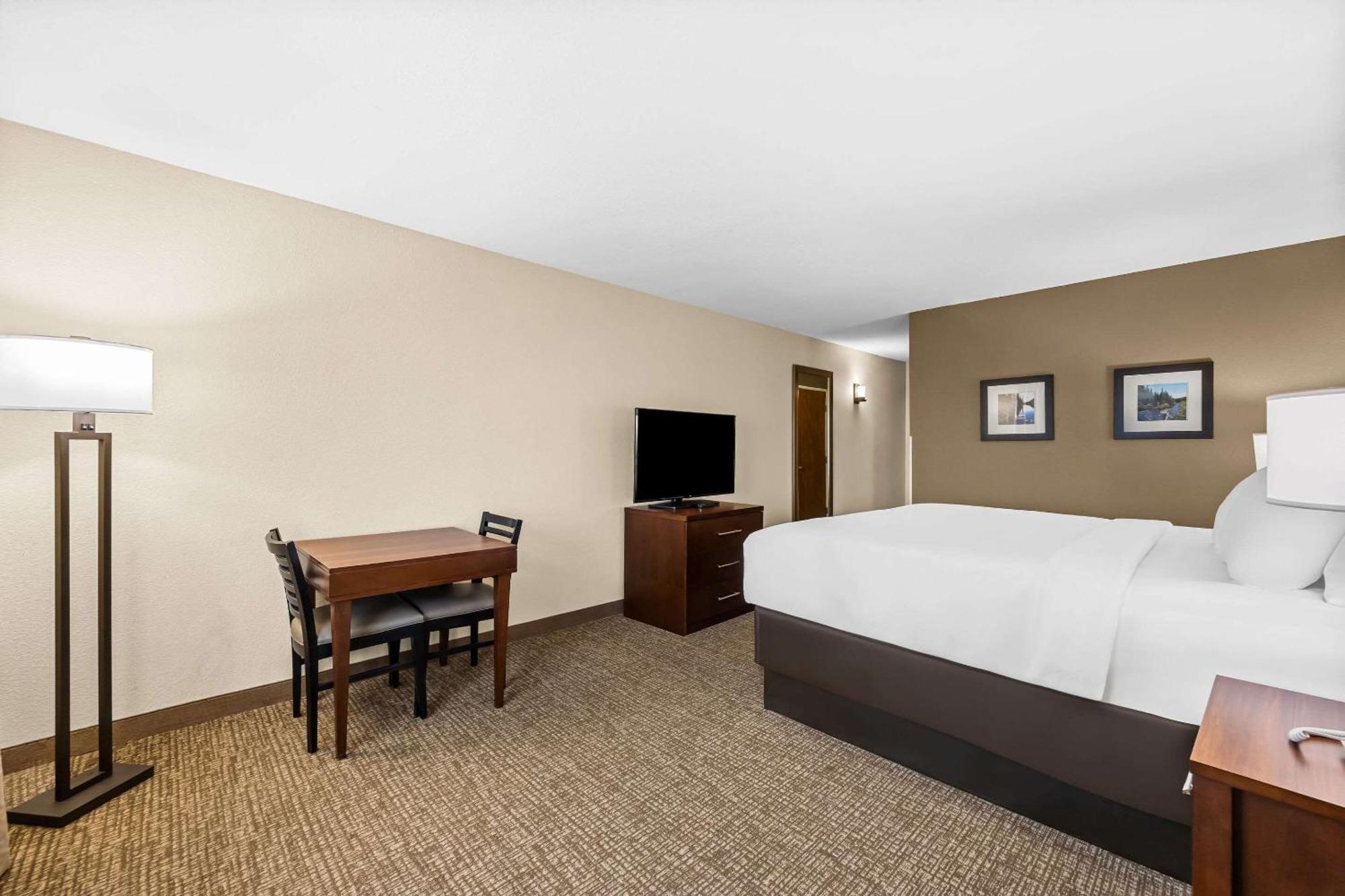 Comfort Inn & Suites Пуебло Екстериор снимка